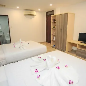 Hotel My Anh 120 Central Saigon Ben Thanh Market